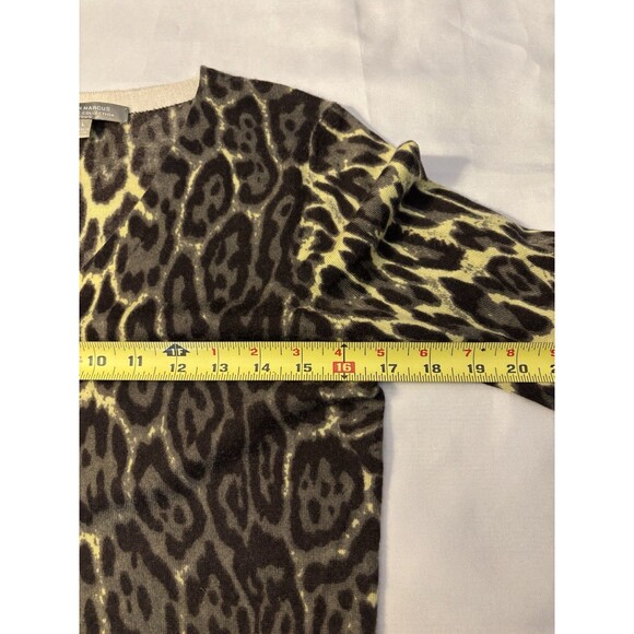 NEIMAN MARCUS Cashmere Cardigan Sweater Animal Print 3/4 Sleeve Button Large - Picture 10 of 10